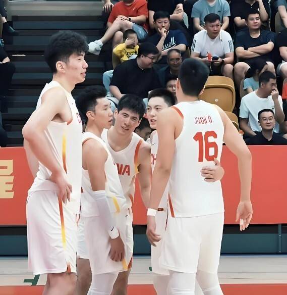 九游娱乐网站 -窗口期纽卡斯尔调整名单以备亚洲杯;外线爆发环节打磨;质疑声四起;球探报告显示潜力的简单介绍