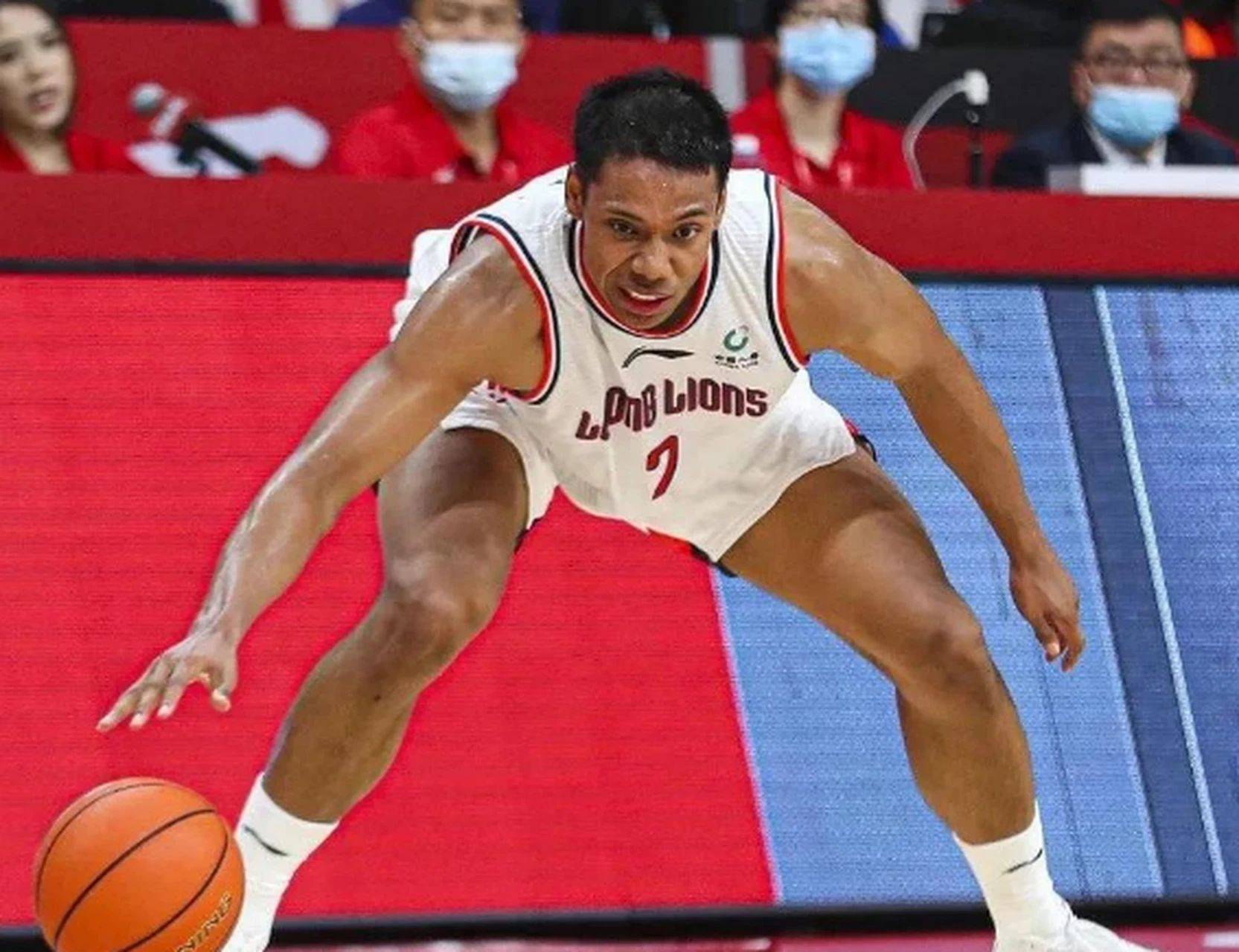 九游官网 - CBA常规赛倒计时,印第安纳步行者今晨防线松动,细节引发关注,更衣室稳定,轮换策略成焦点