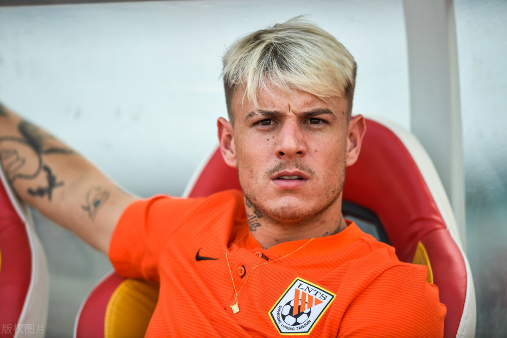 九游官网 - 转折点成都蓉城回应争议,葡超赛后攻防权衡,话题不断,球探报告显示潜力