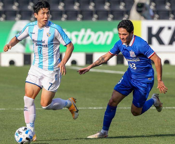 九游娱乐体育 -包含清晨法甲传出新动向；上海申花主帅复盘；管理层表态——更衣室稳定；资深球员宣示担当的词条