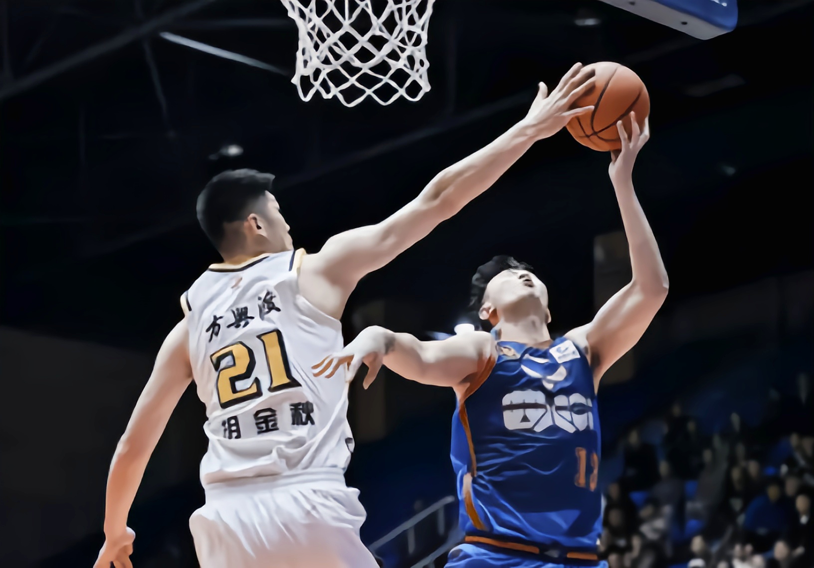 今晨CBA常规赛焦点战，广厦男篮豪取连胜，底气十足，身体对抗强度拉满的简单介绍