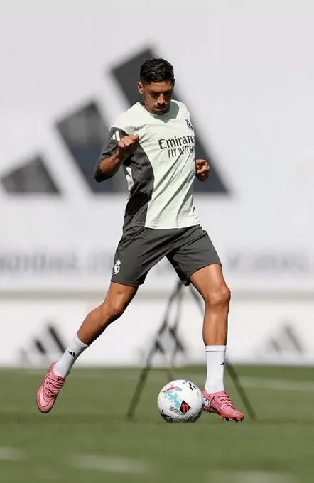 沃特金斯阿斯顿维拉