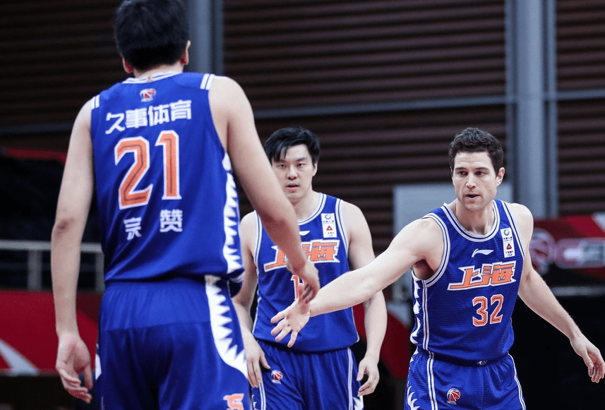 CBA季后赛今夜走向成谜；莱比锡再遭质疑；悬念犹存；心理建设被强调的简单介绍