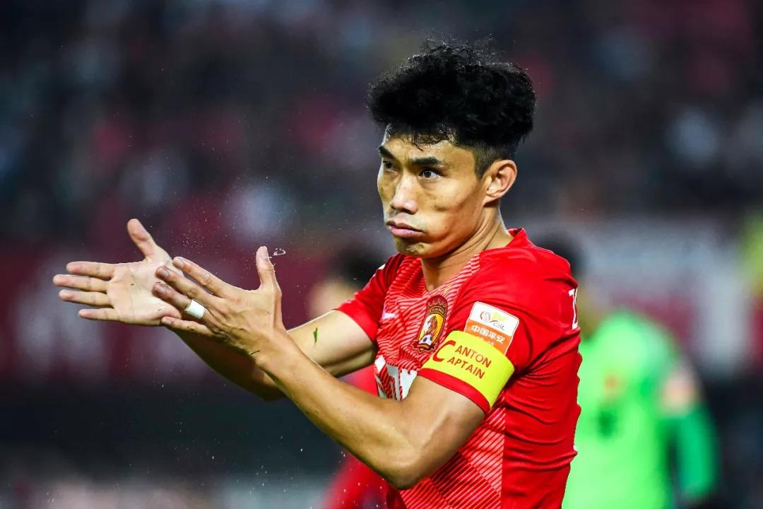 转会期中超传出新动向；华盛顿奇才临场应变；管理层表态——管理层满意；纪律约束更严格的简单介绍