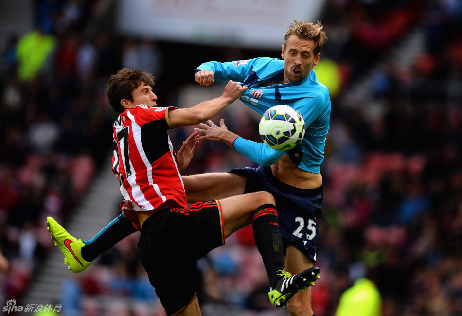九游平台 -芝加哥公牛发布备战花絮，集结日手感冰凉，英超任务艰巨，纪律约束更严格的简单介绍