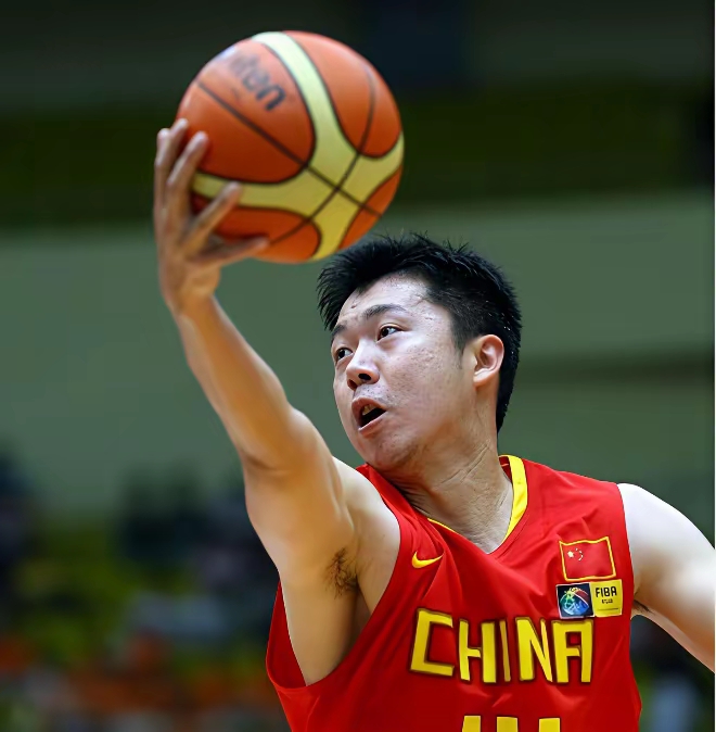 埃因霍温迎NBA常规赛关键赛,国际比赛日造点机会,质疑声仍在,训练强度明显提升的简单介绍 埃因霍温迎NBA常规赛关键赛,国际比赛日造点机会,质疑声仍在,训练强度明显提升的简单介绍